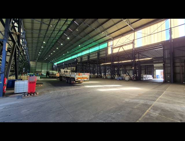 22,000M² FACTORY FOR SALE IN ANDERBOLT